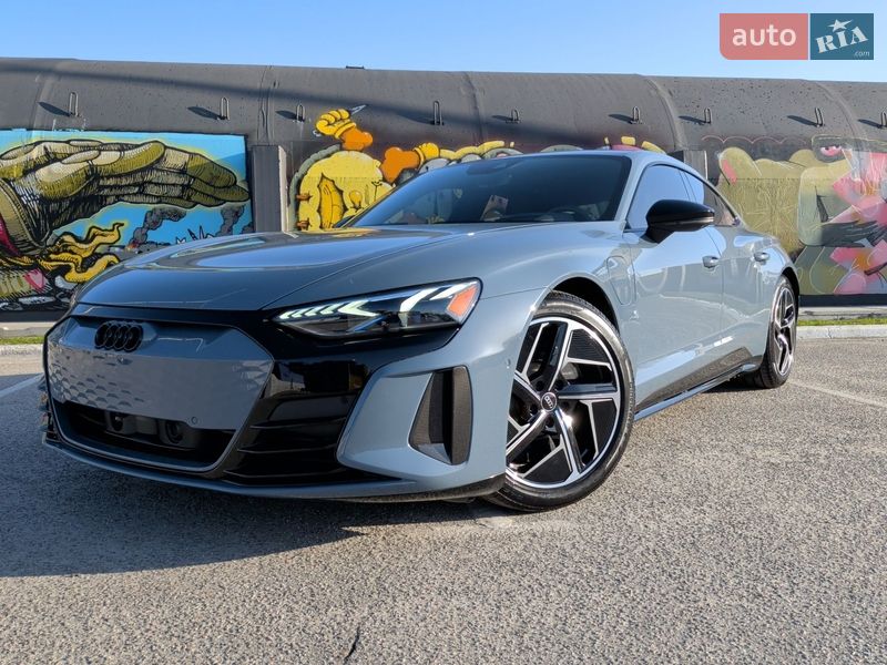 Купе Audi RS e-tron GT 2024 в Киеве