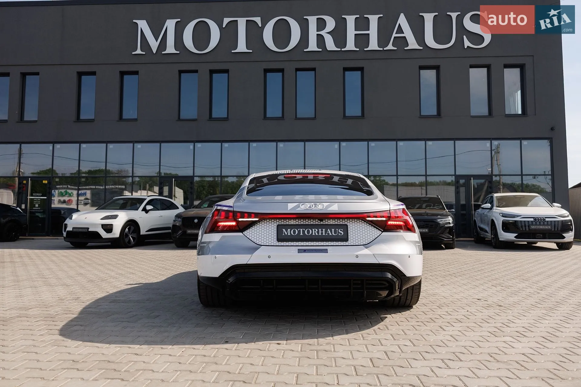 2024 Audi RS e-tron GT - мініатюра 6