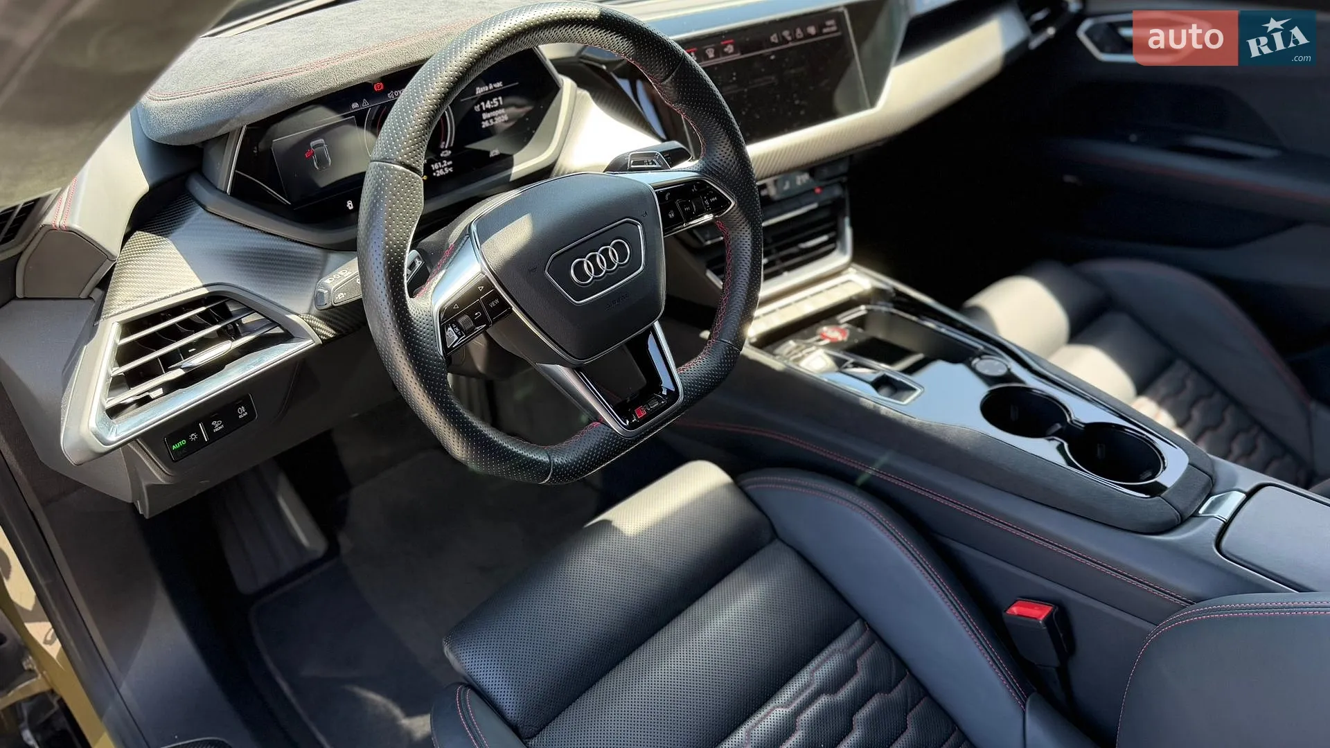 2023 Audi RS e-tron GT - мініатюра 24