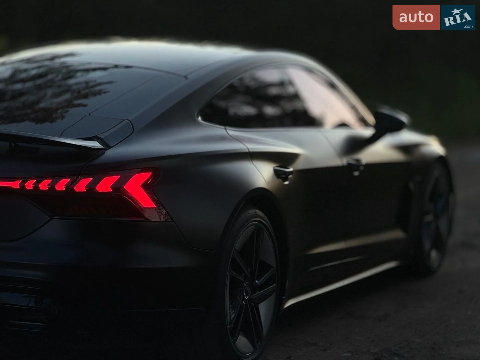 2021 Audi RS e-tron GT - мініатюра 12