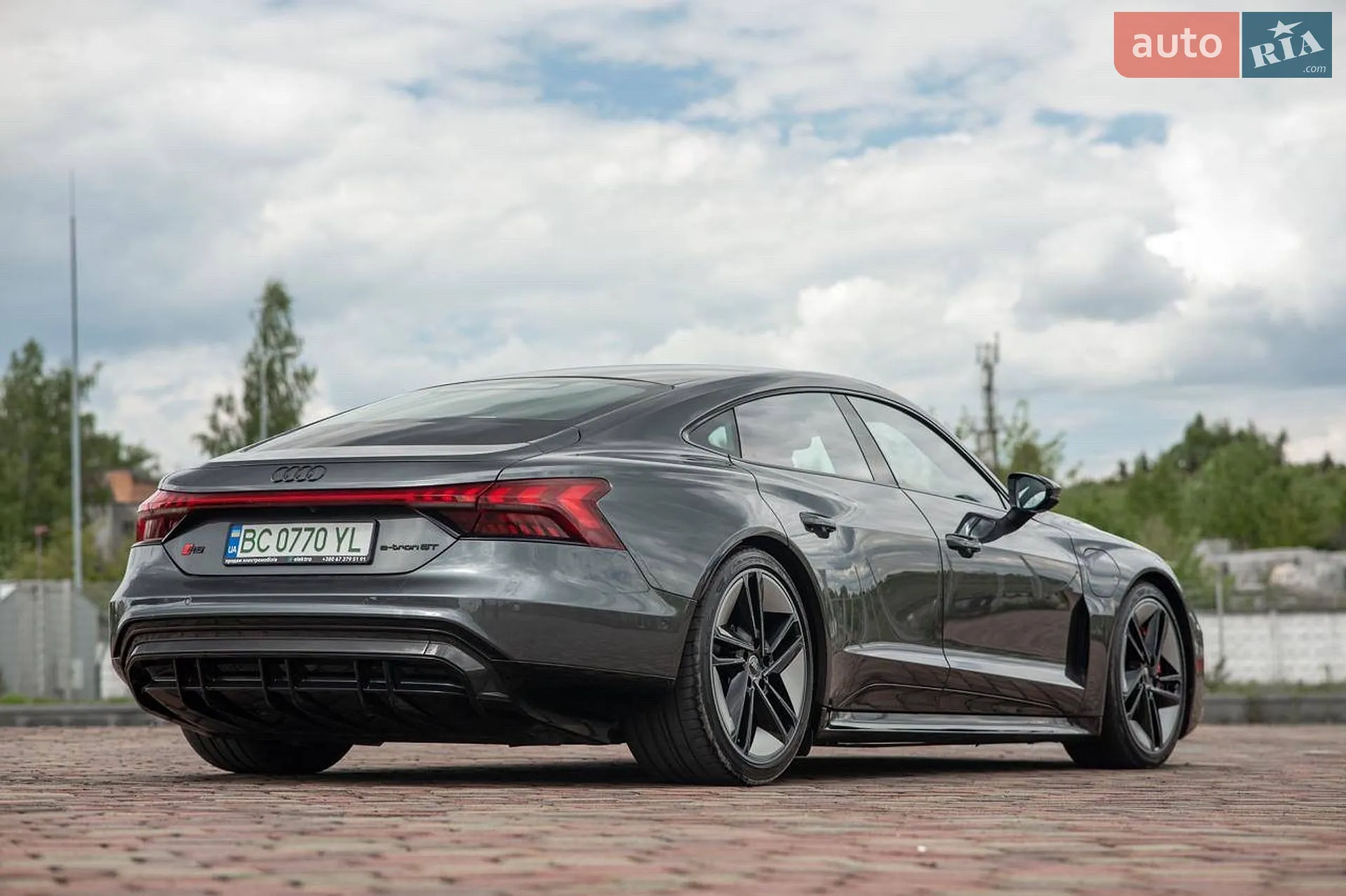 2022 Audi RS e-tron GT - мініатюра 15