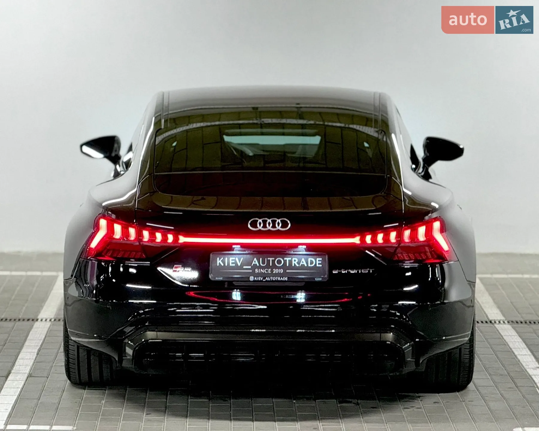 2024 Audi RS e-tron GT - мініатюра 10