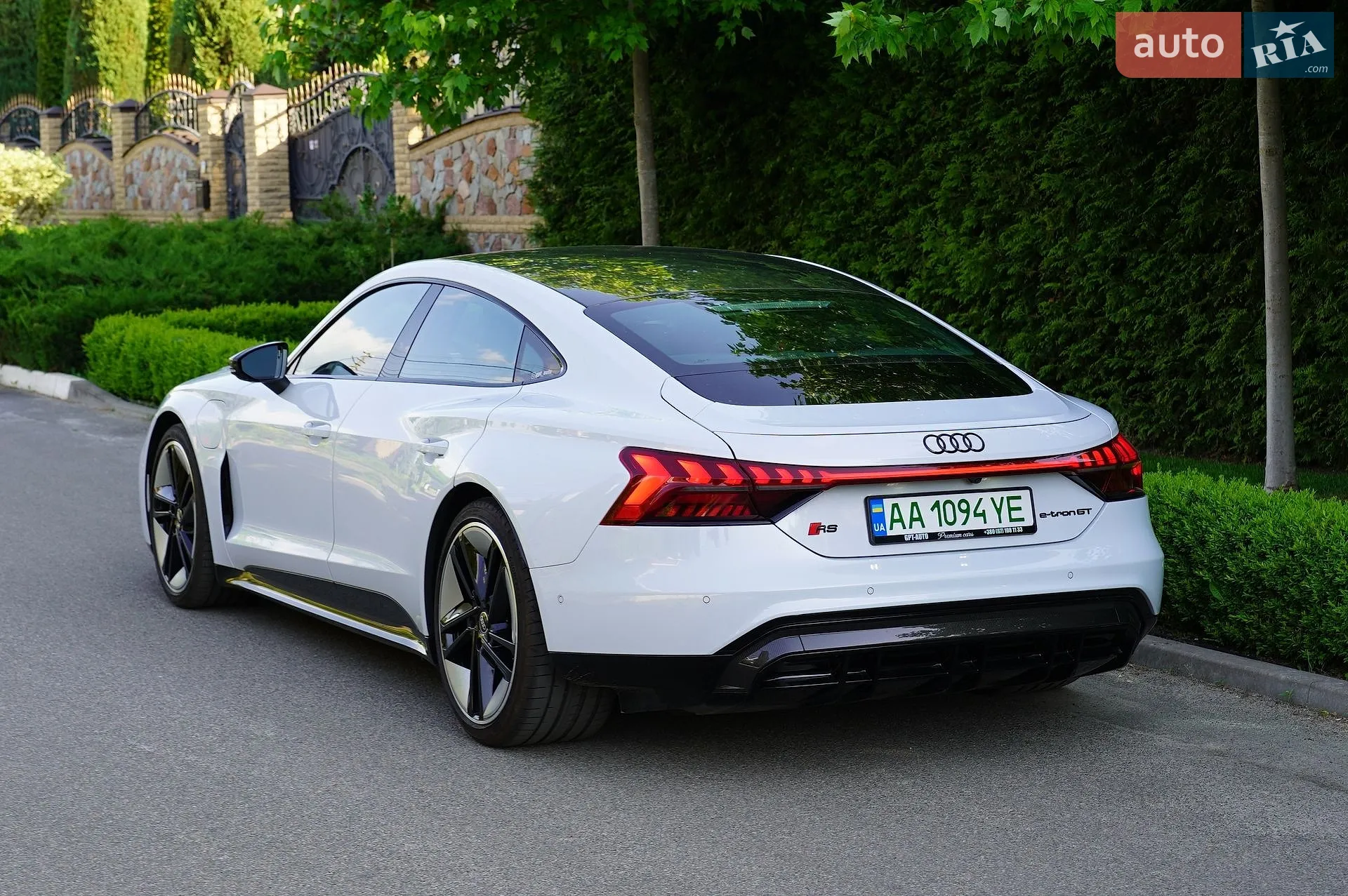2021 Audi RS e-tron GT - мініатюра 13