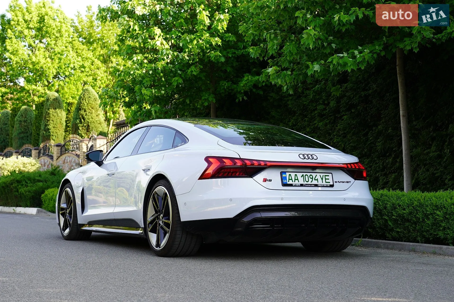 2021 Audi RS e-tron GT - мініатюра 14