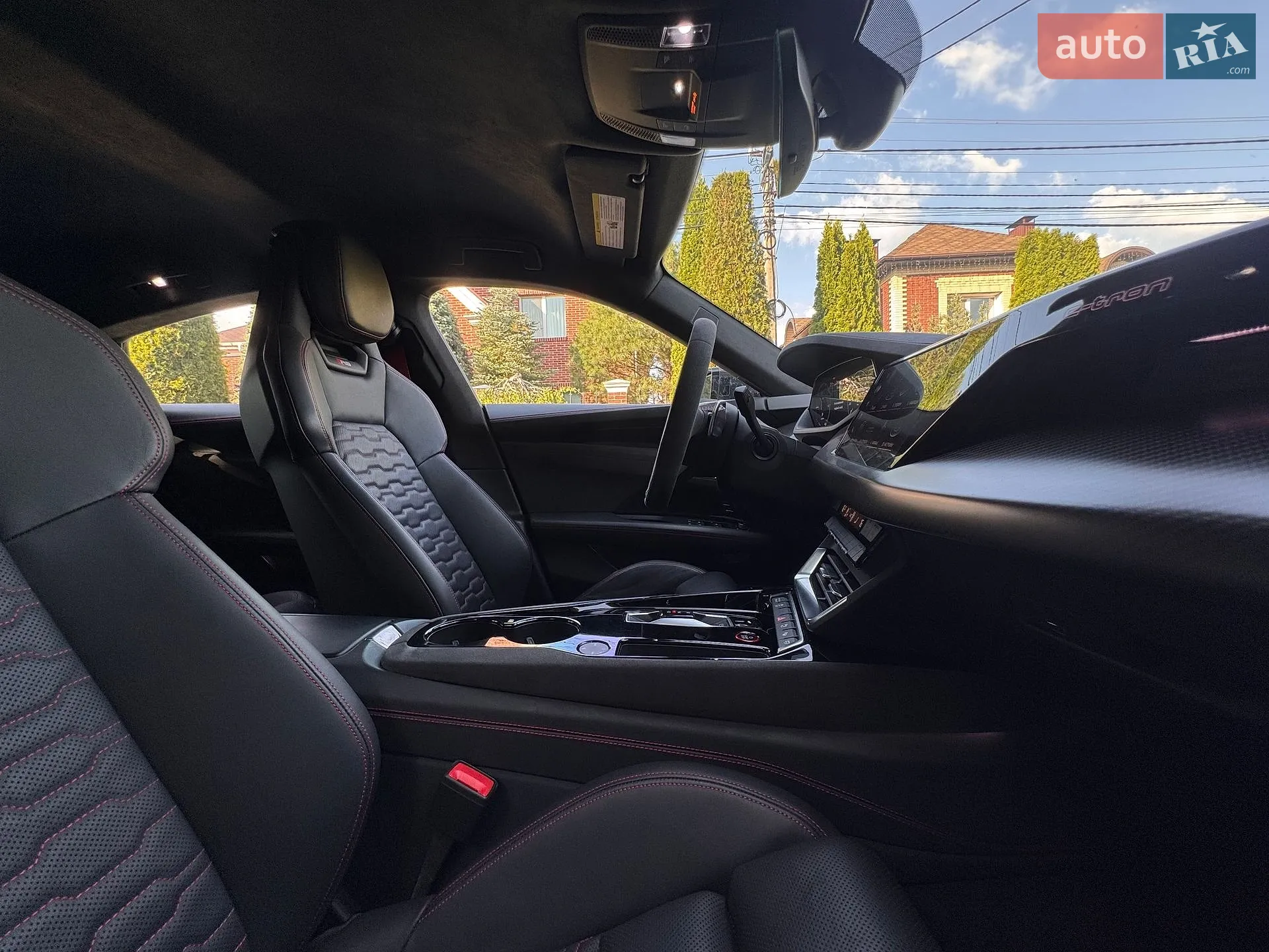 2021 Audi RS e-tron GT - мініатюра 23