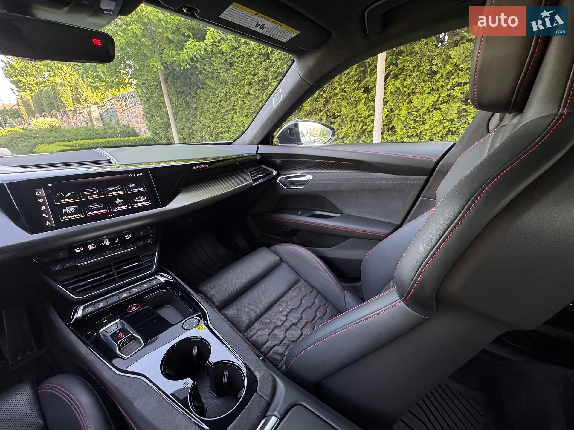 2021 Audi RS e-tron GT - мініатюра 20