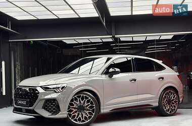 Внедорожник / Кроссовер Audi RS Q3 2023 в 
