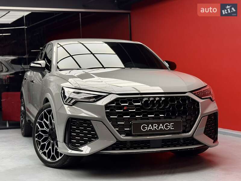 Позашляховик / Кросовер Audi RS Q3 2023 в Києві
