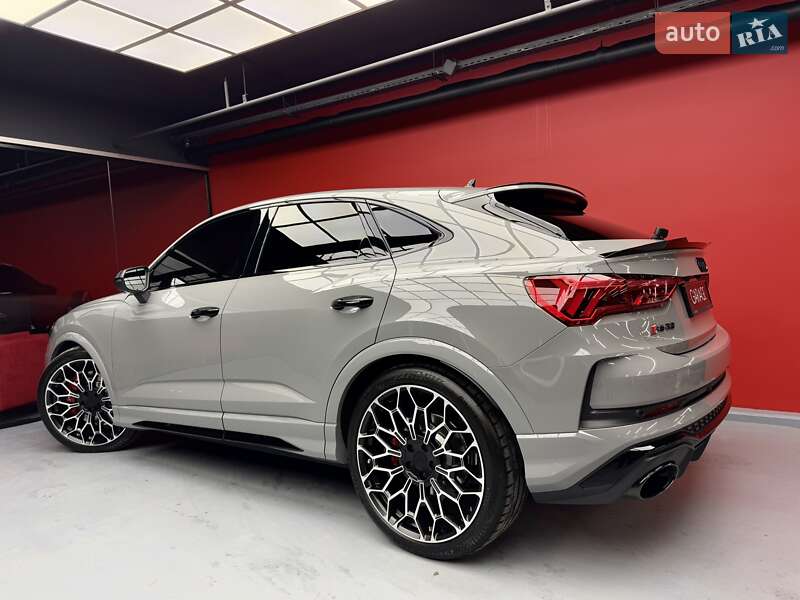 Позашляховик / Кросовер Audi RS Q3 2023 в Києві