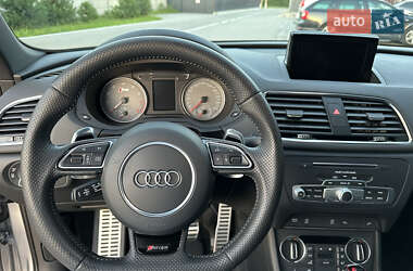 Позашляховик / Кросовер Audi RS Q3 2016 в 