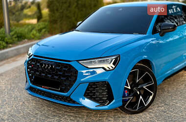 Внедорожник / Кроссовер Audi RS Q3 2023 в 