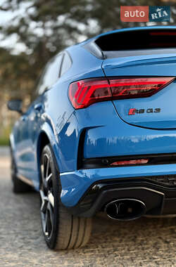 Внедорожник / Кроссовер Audi RS Q3 2023 в 