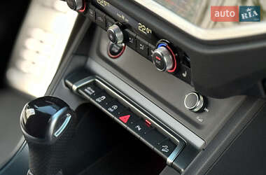 Внедорожник / Кроссовер Audi RS Q3 2023 в 