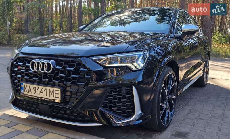 Внедорожник / Кроссовер Audi RS Q3 2024 в 