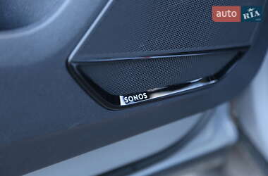 Внедорожник / Кроссовер Audi RS Q3 2021 в 