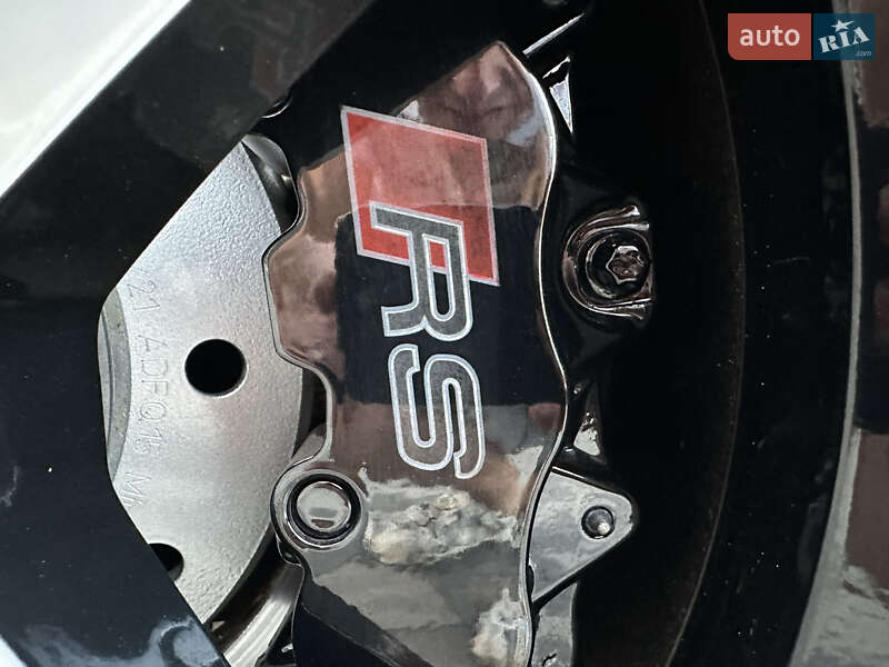 Внедорожник / Кроссовер Audi RS Q3 2016 в Луцке