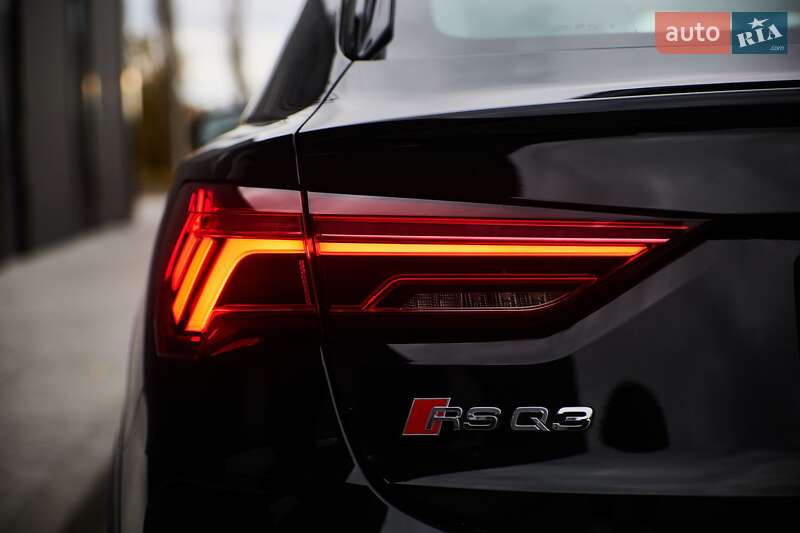 Позашляховик / Кросовер Audi RS Q3 2024 в Києві