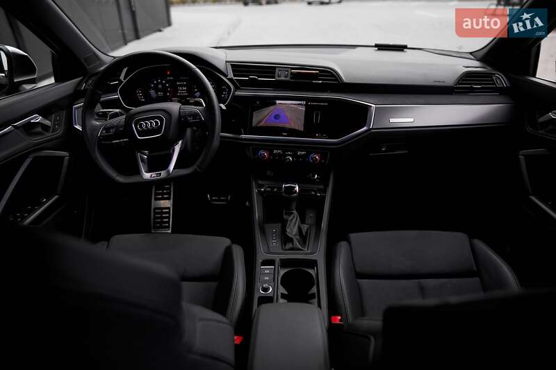 Позашляховик / Кросовер Audi RS Q3 2024 в Києві