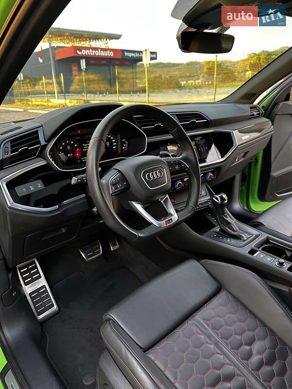 Внедорожник / Кроссовер Audi RS Q3 2021 в Киеве фото 25 Внедорожник / Кроссовер Audi RS Q3 2021 в Киеве