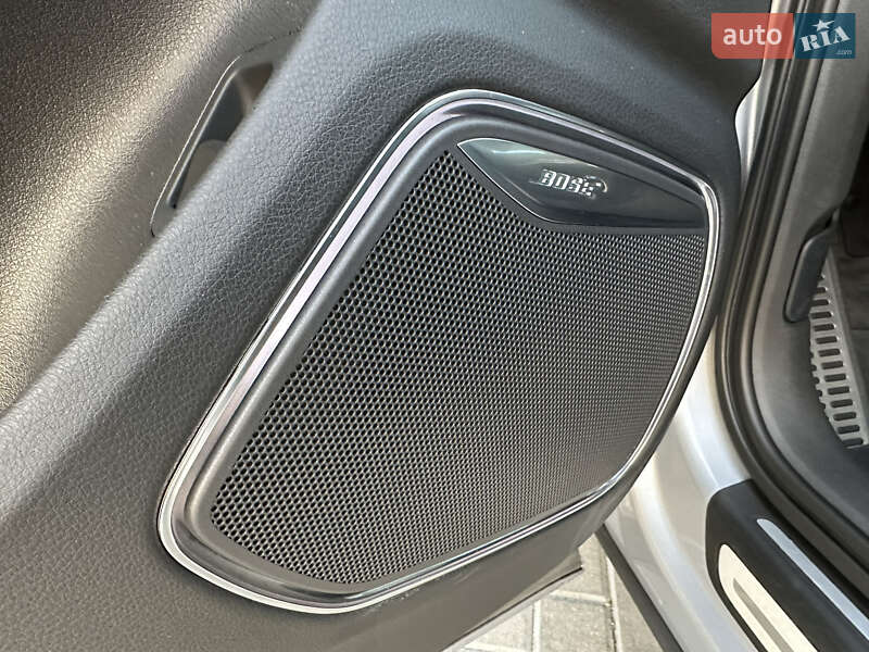 Внедорожник / Кроссовер Audi RS Q3 2016 в Луцке