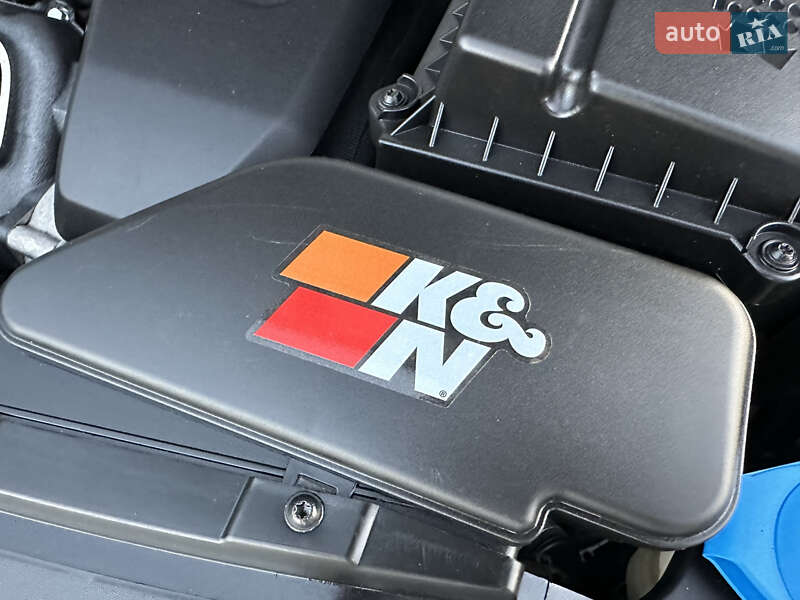 Внедорожник / Кроссовер Audi RS Q3 2016 в Луцке