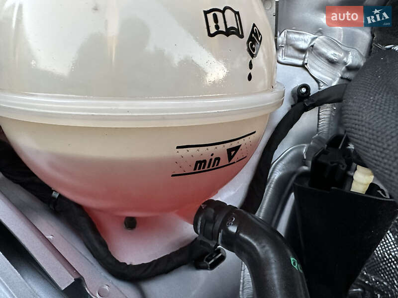 Внедорожник / Кроссовер Audi RS Q3 2016 в Луцке