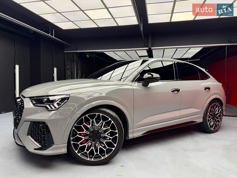 Внедорожник / Кроссовер Audi RS Q3 2023 в Киеве фото 12 Внедорожник / Кроссовер Audi RS Q3 2023 в Киеве
