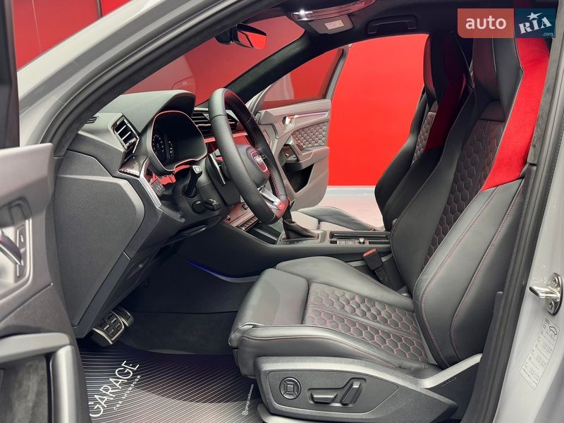 Внедорожник / Кроссовер Audi RS Q3 2023 в Киеве фото 32 Внедорожник / Кроссовер Audi RS Q3 2023 в Киеве