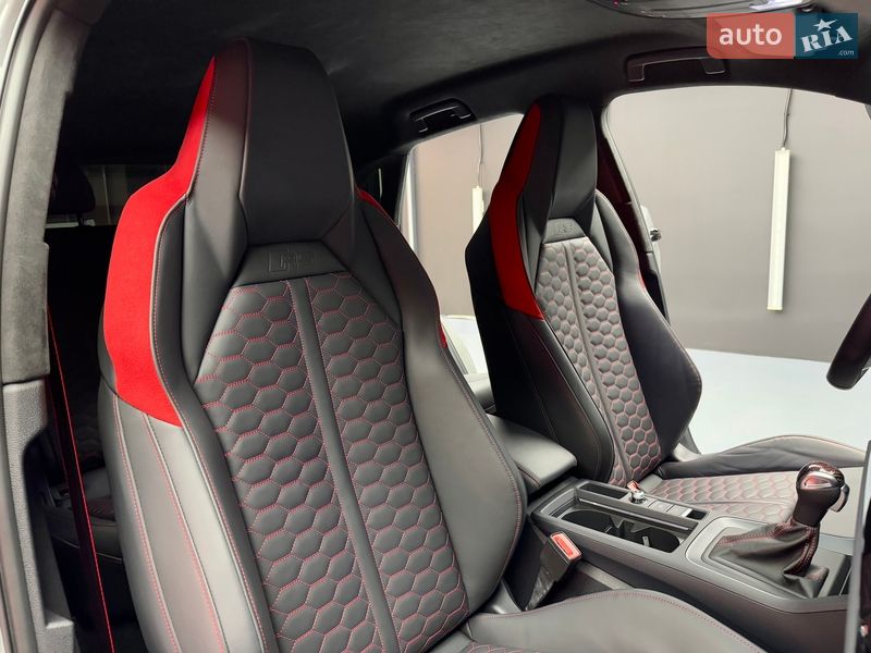 Внедорожник / Кроссовер Audi RS Q3 2023 в Киеве фото 64 Внедорожник / Кроссовер Audi RS Q3 2023 в Киеве