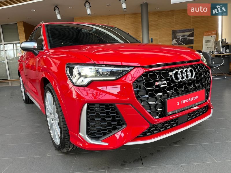 Позашляховик / Кросовер Audi RS Q3 2021 в Дніпрі фото 19 Позашляховик / Кросовер Audi RS Q3 2021 в Дніпрі