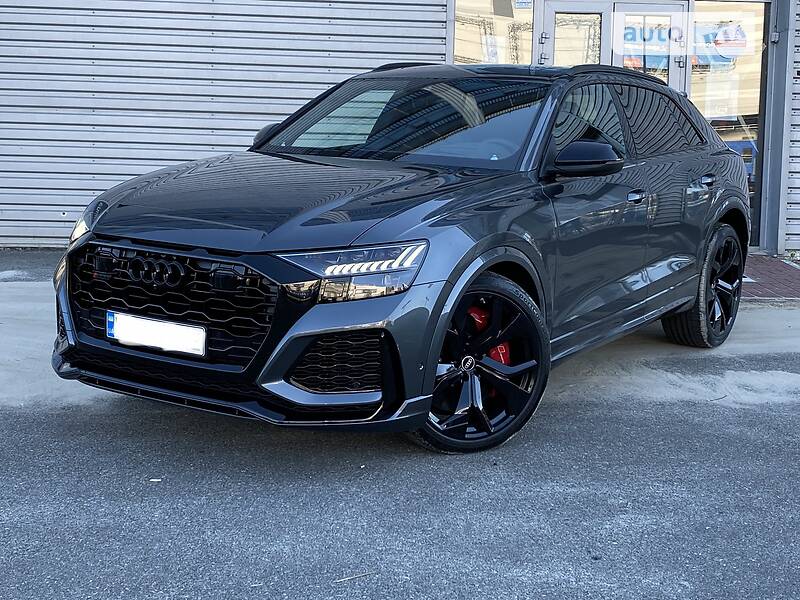 Внедорожник / Кроссовер Audi RS Q8 2021 в 