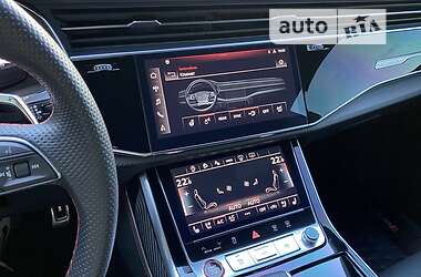 Внедорожник / Кроссовер Audi RS Q8 2021 в 