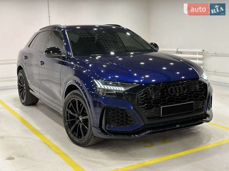 Внедорожник / Кроссовер Audi RS Q8 2020 в Виннице