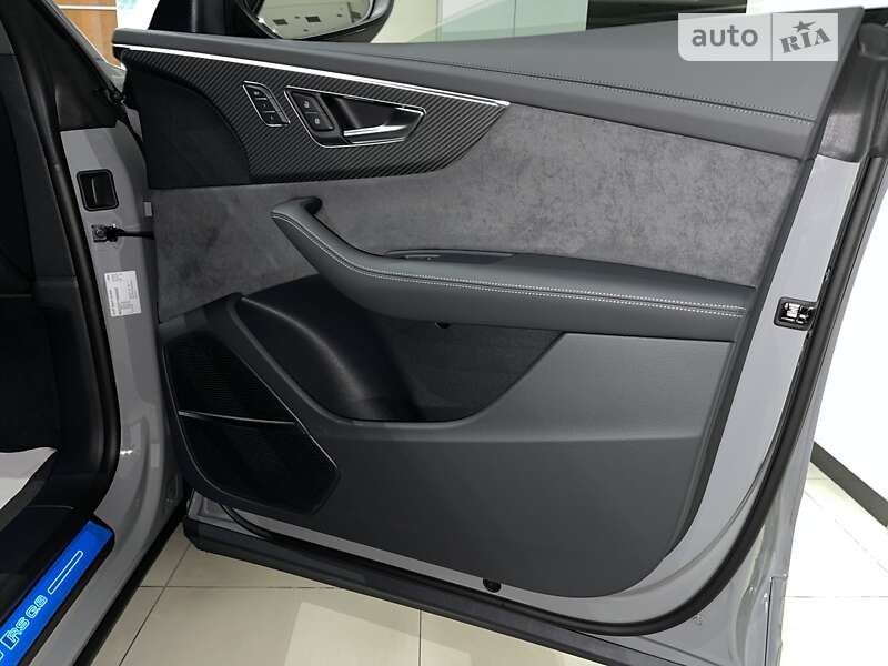 Внедорожник / Кроссовер Audi RS Q8 2023 в Одессе