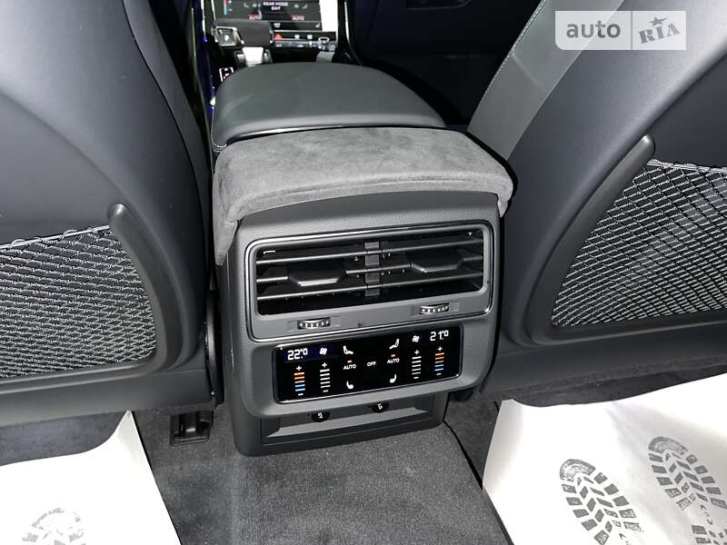 Внедорожник / Кроссовер Audi RS Q8 2023 в Одессе