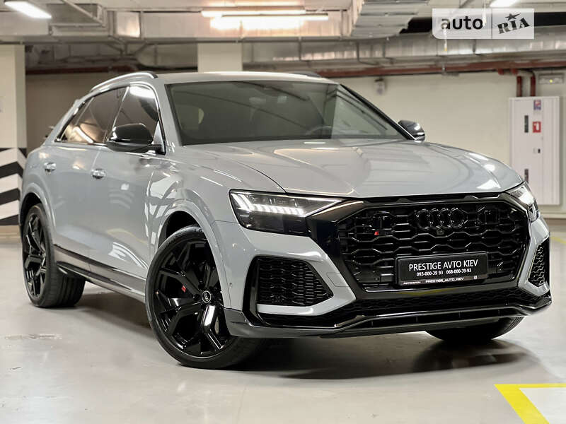 Внедорожник / Кроссовер Audi RS Q8 2022 в 