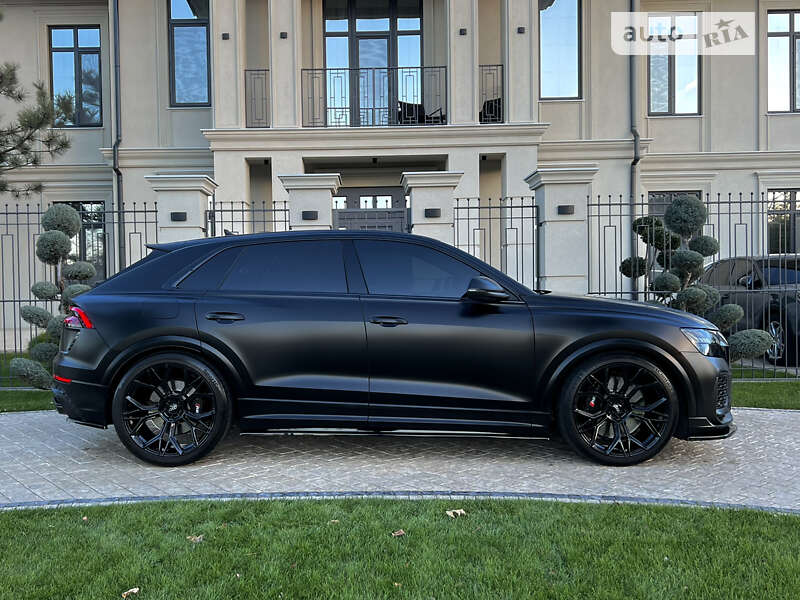 Внедорожник / Кроссовер Audi RS Q8 2021 в Одессе фото 25 Внедорожник / Кроссовер Audi RS Q8 2021 в Одессе