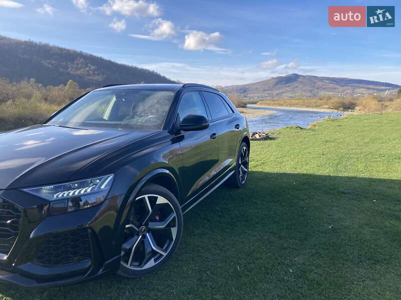 Позашляховик / Кросовер Audi RS Q8 2022 в Львові