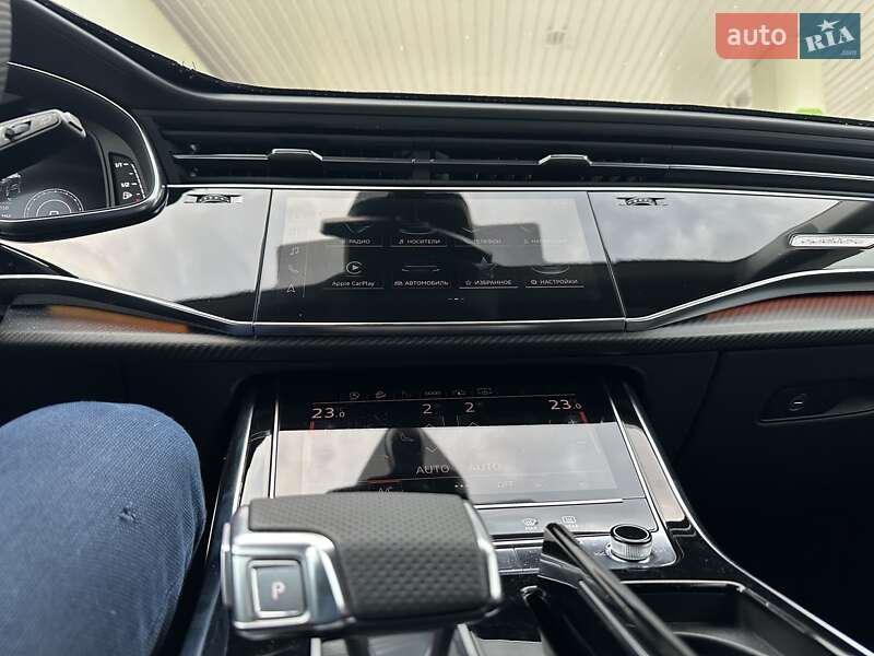 Позашляховик / Кросовер Audi RS Q8 2022 в Львові
