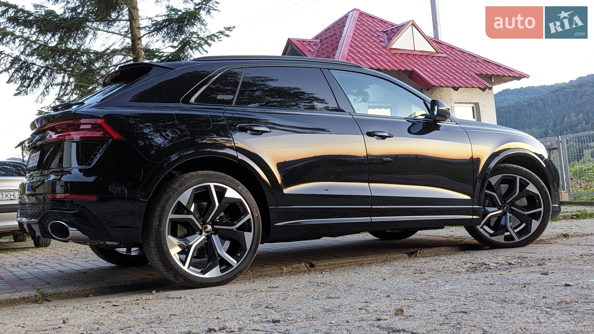 2022 Audi RS Q8 - мініатюра 23