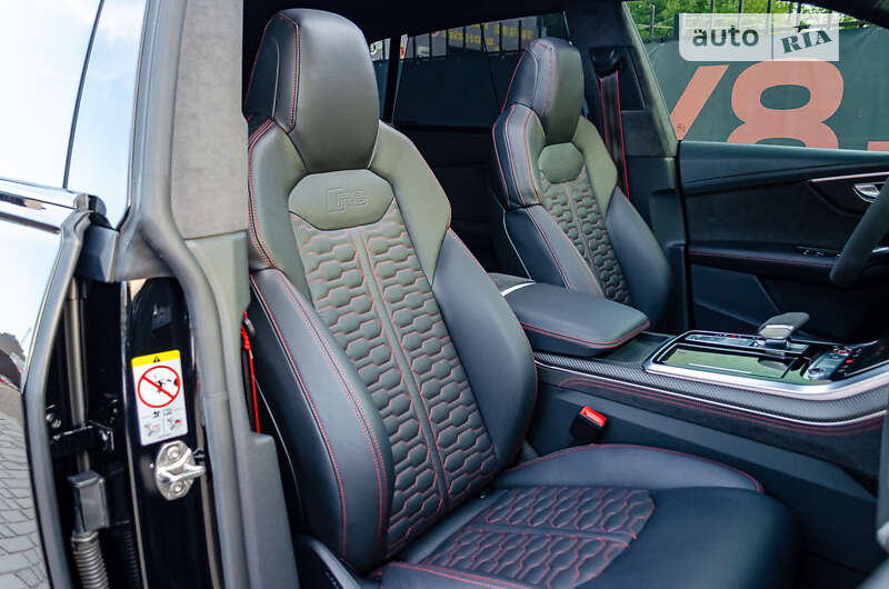 Внедорожник / Кроссовер Audi RS Q8 2020 в Киеве