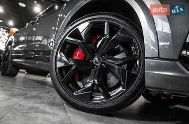 Позашляховик / Кросовер Audi RS Q8 2020 в 