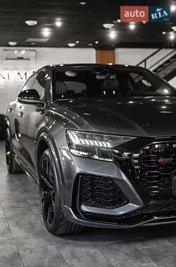 Позашляховик / Кросовер Audi RS Q8 2020 в 