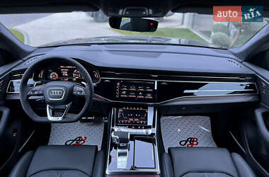 Позашляховик / Кросовер Audi RS Q8 2024 в 