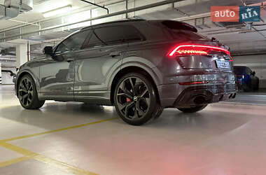 Внедорожник / Кроссовер Audi RS Q8 2021 в 