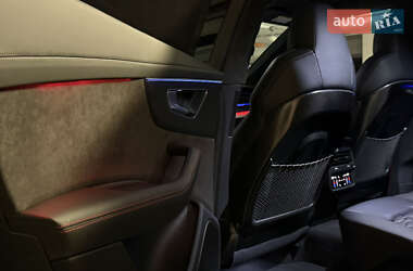 Внедорожник / Кроссовер Audi RS Q8 2021 в 