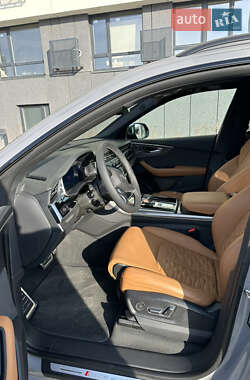 Внедорожник / Кроссовер Audi RS Q8 2023 в 