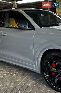Внедорожник / Кроссовер Audi RS Q8 2023 в 