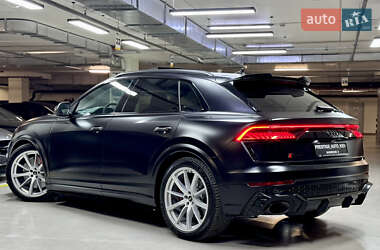 Внедорожник / Кроссовер Audi RS Q8 2020 в 