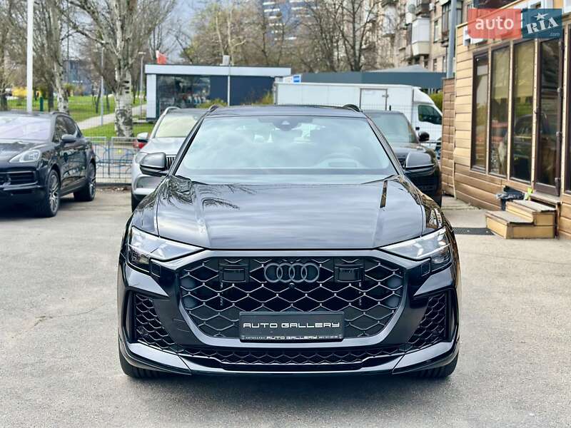 Внедорожник / Кроссовер Audi RS Q8 2025 в Киеве